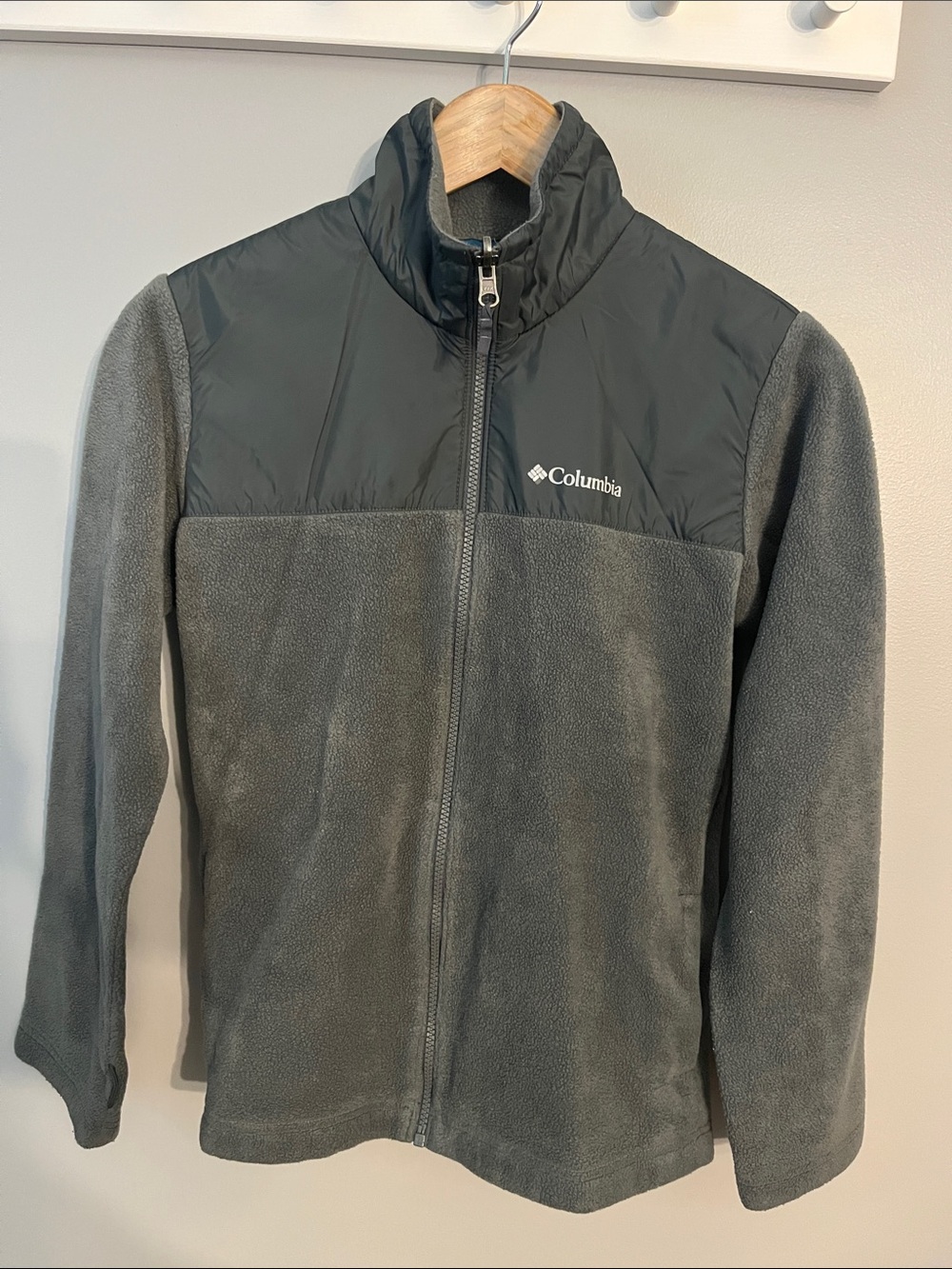 Columbia Dark Gray Quilted Yoke Fleece Jacket